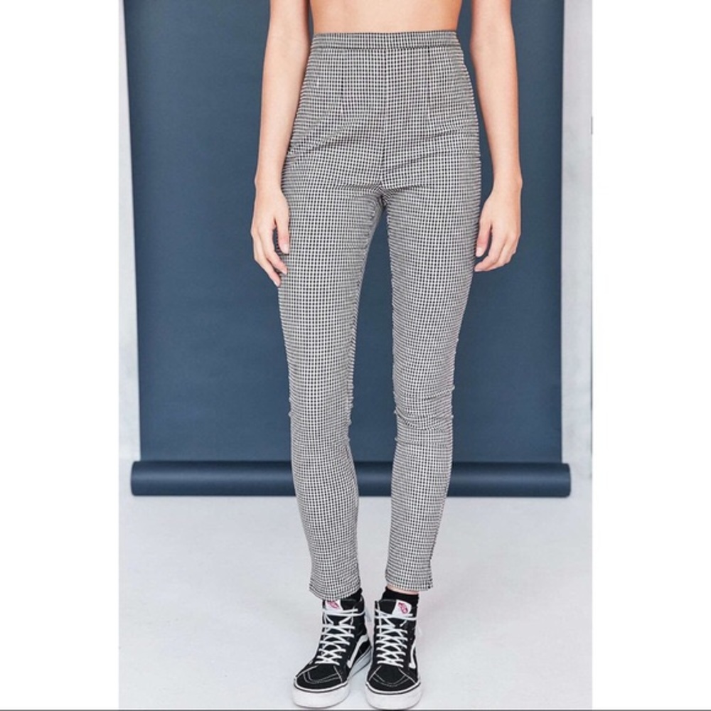 UO BDG Gingham High Rise Cigarette Ankle Pant
